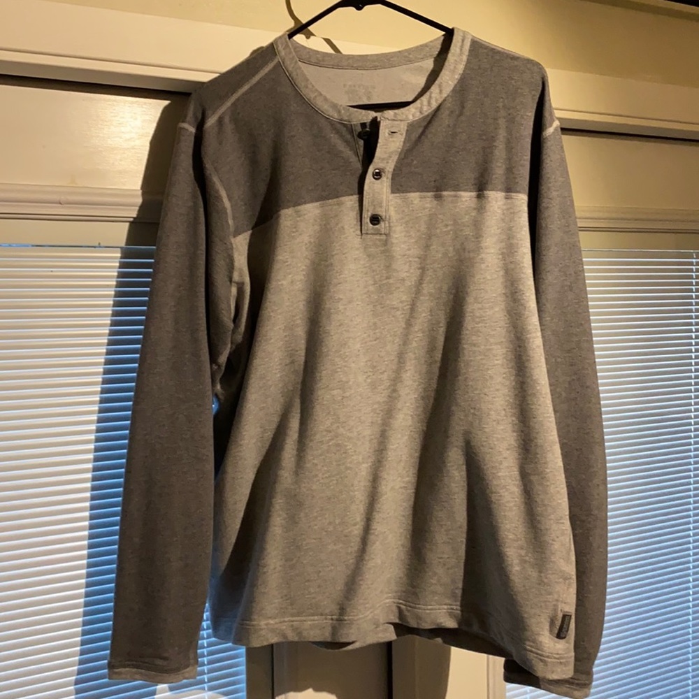 Mountain Hardware Men’s Henley Longsleeve